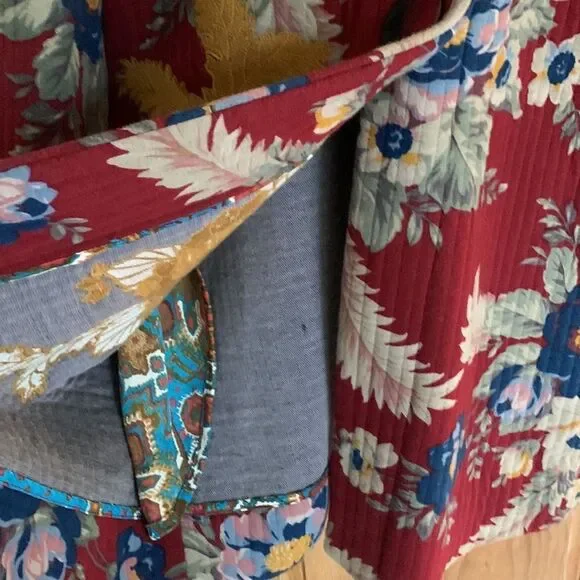 Uncle Frank maroon quilted gold floral appliqué buttoned coat - Picture 5 of 9